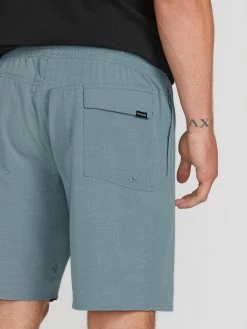 Volcom Packasack Lite 19" Shorts 10 Volcom Packasack Lite 19" Shorts -Dannershop A3212001 STB 4 1188x1584 crop center e9236dd1 6df1 4652 80fb 035ef66a4394