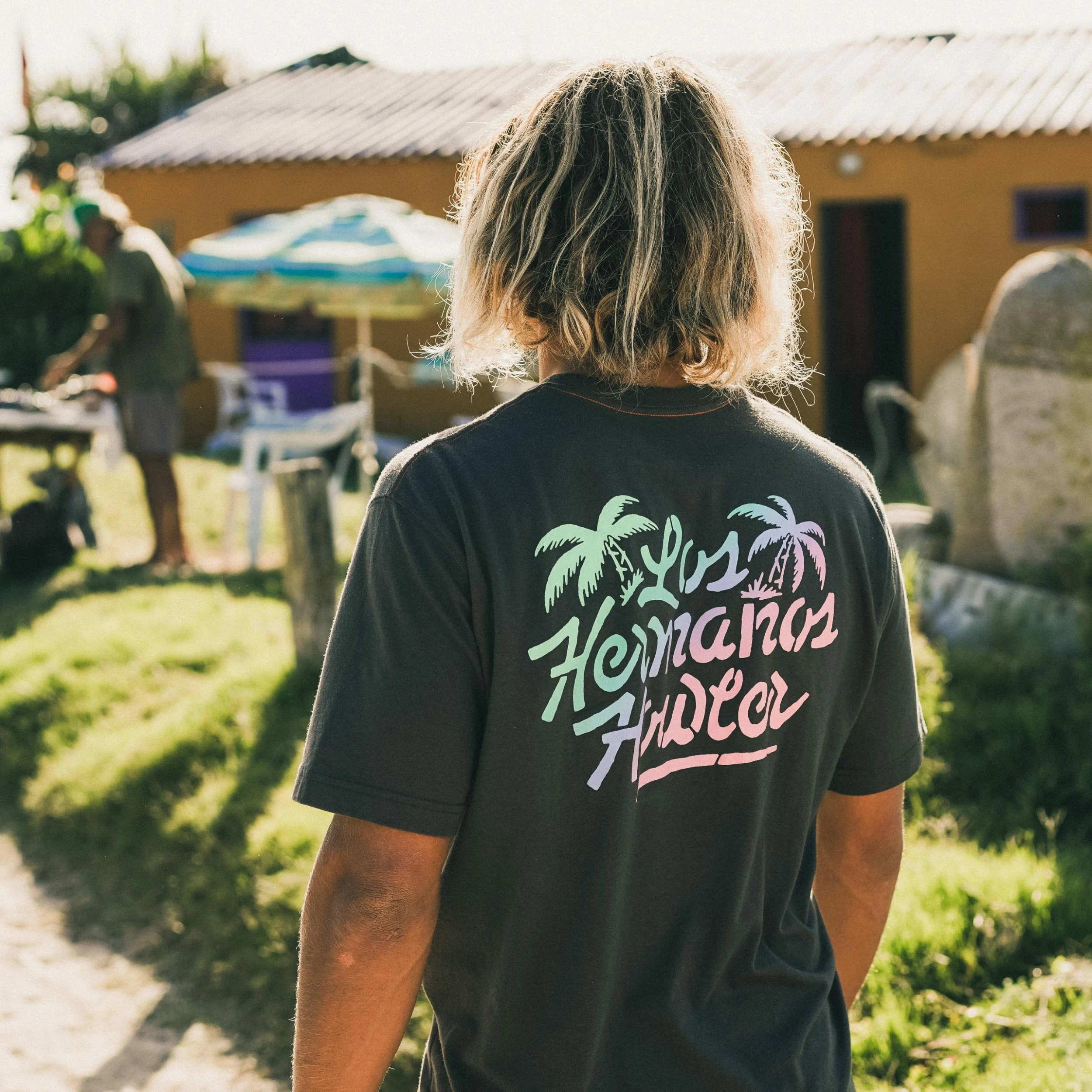 Howler Brothers Los Hermanos Fade Pocket T-Shirt Howler Brothers Los Hermanos Fade Pocket T-Shirt -Dannershop DSC00166 scaled