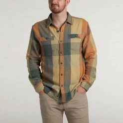 Howler Brothers Rodan The Flannel -Dannershop F21 Rodanthe Flannel Shirts Outback Plaid Rustic Red Navy Front 800x800 crop center.progressive 6655ca17 d866 4bbf a288 21ce751e31ce