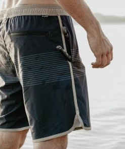Jetty Sessions Men's Short -Dannershop Jetty60788fc09dc43760788fc09de7a.1266588960788fc09de7a 720x f7850af2 8d1c 498e 8b33 42da181969f7