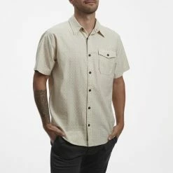 Howler Brothers San Gabriel Button Shirt -Dannershop S20 San Gabriel Shortsleeve Zigzag Dobby Vanilla Bean Front 800x800 crop center.progressive 10d78d97 3ca1 4bed 9c57 62a920e00d91